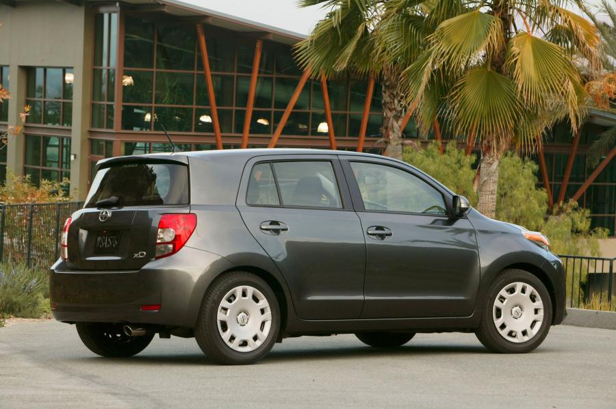  Scion xD 2007 года  (фото 106 из 113)